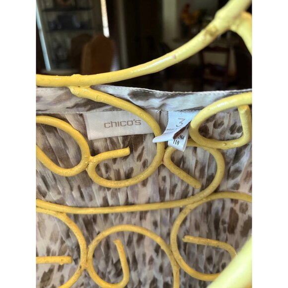 CHICO’S Animal Print Top (size 3) - Picture 2 of 3